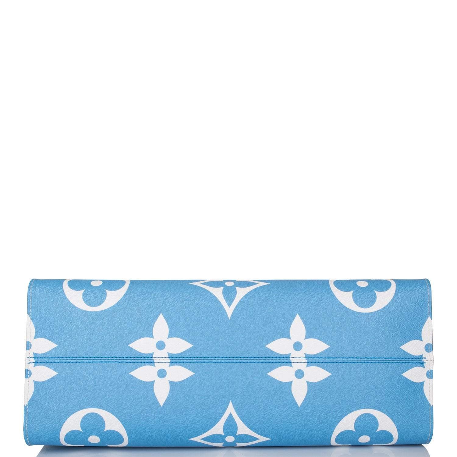 Louis Vuitton OnTheGo GM Blue - Image 6